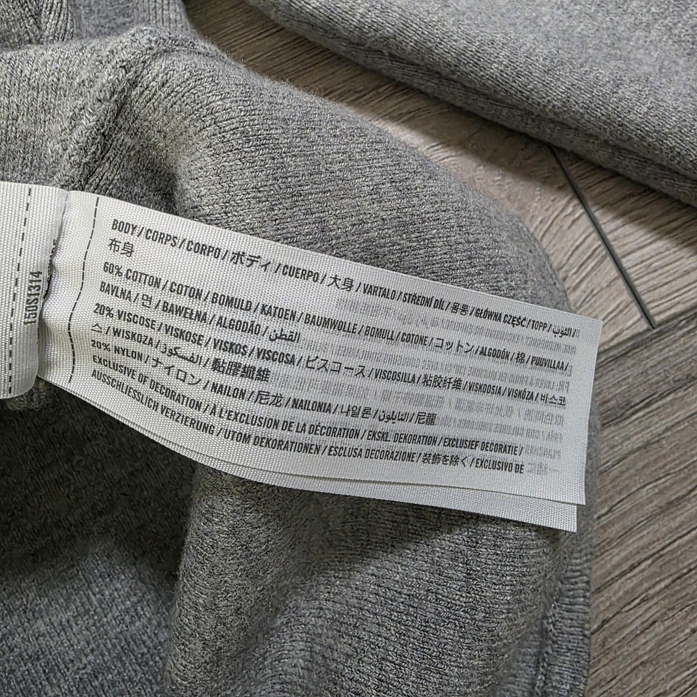 Abercrombie and Fitch‎ Grey Knit Long Sleeve Body Suit-size M - Picture 5 of 8